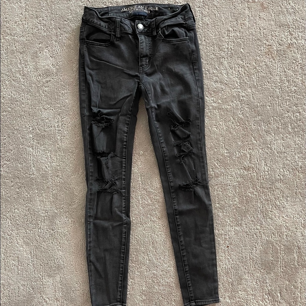 American Eagle Destroyed Super Stretch Jean